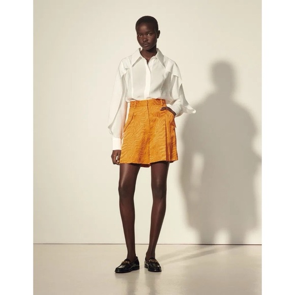 Sandro Wide Shorts In Tone-On-Tone Jacquard - Picture 2 of 8